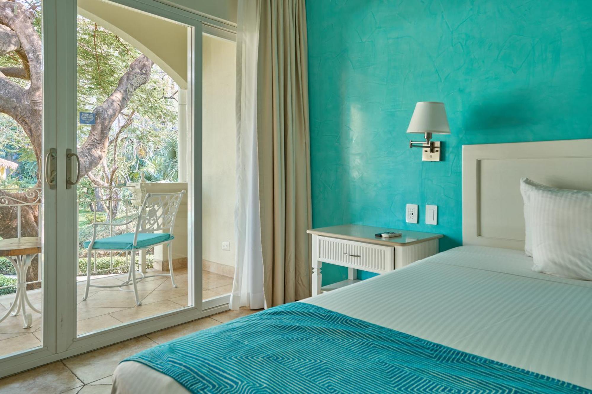 Hotel Tamarindo Diria Beach Resort Room photo